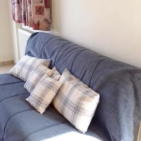 2 Bedrooms House At 100 M Away From The Beach With Sea View And Terrace Kiaton