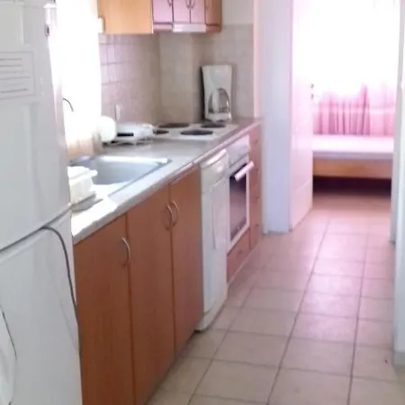 2 Bedrooms House At 100 M Away From The Beach With Sea View And Terrace Dom wakacyjny *