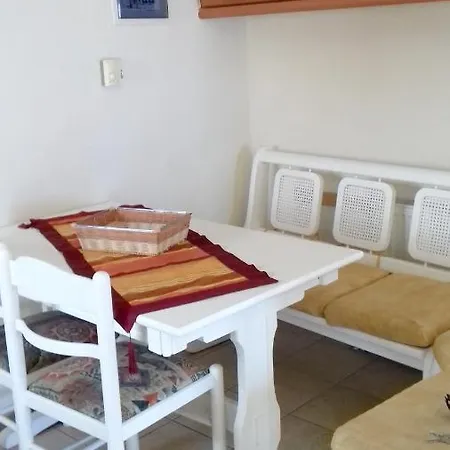 2 Bedrooms House At 100 M Away From The Beach With Sea View And Terrace Holiday home *